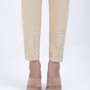 NWT Sapphire Tapered Beige Trousers